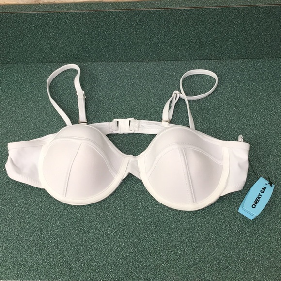 3/$20 NWT Cheeky Gal Bikini Top - Picture 1 of 8